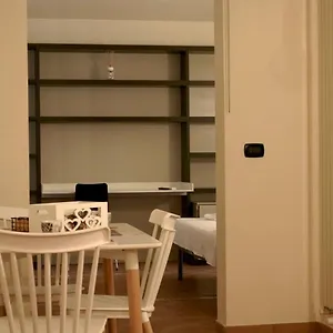 https://blu-suites-and-apartments-bari.barihotels.org